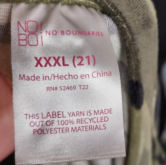 No Boundaries Size XXXL(21) Super Soft Camo Long Sleeve Shirt Cropped Top - Picture 6 of 7